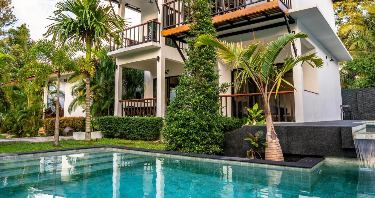 Aqua Suites Wok Tum Exterior foto