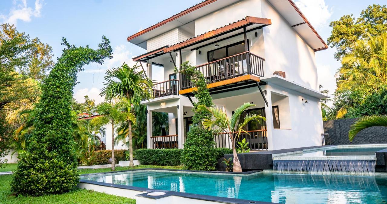 Aqua Suites Wok Tum Exterior foto