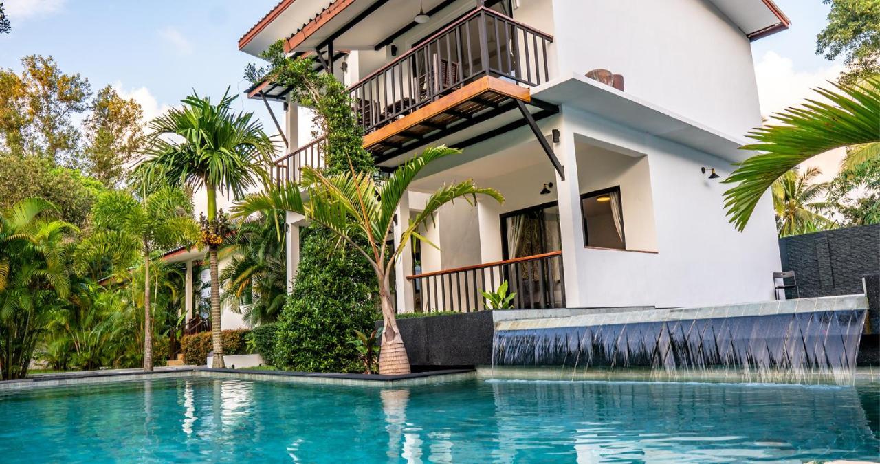 Aqua Suites Wok Tum Exterior foto
