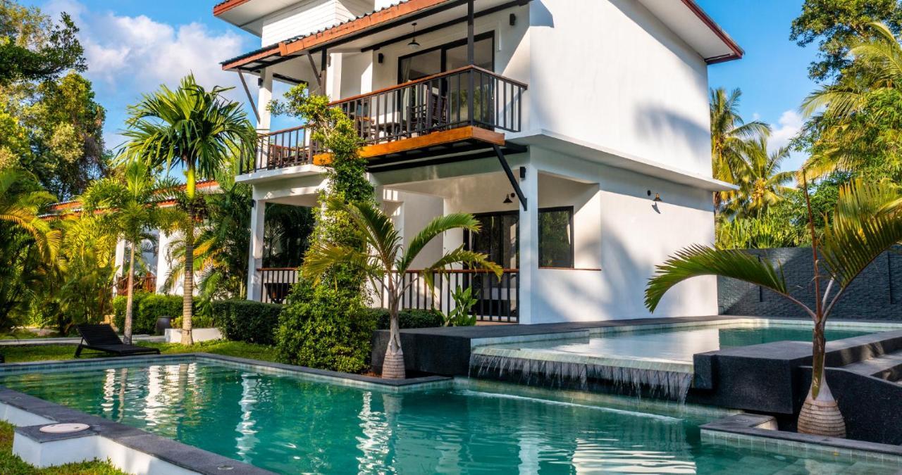 Aqua Suites Wok Tum Exterior foto